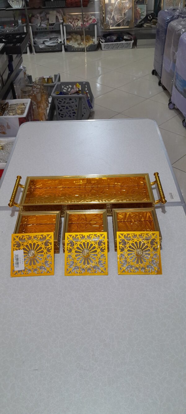 prestige 4 pieces